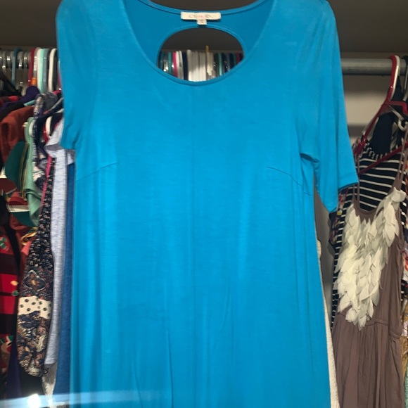 Dress - Picture 2 of 3